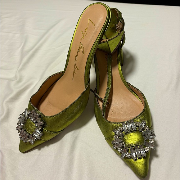 Sandal green shine beautiful size US 6 - Picture 2 of 2